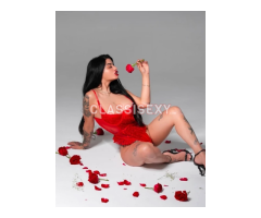 Julieta-Soy una excelente compañera para todo tipo de eventos